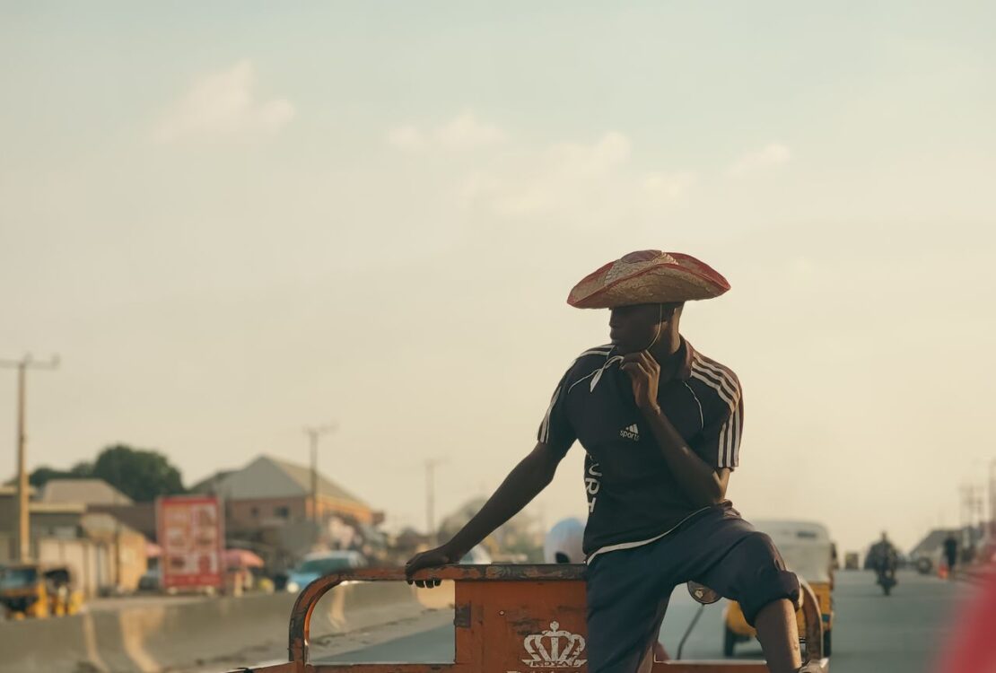 Three Poems by Tares Oburumu